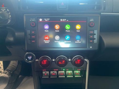 New 2025 Toyota GR86 Premium image 17