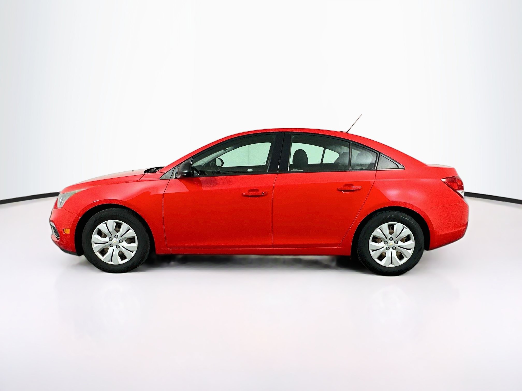 Used 2016 Chevrolet Cruze LS FWD image 4
