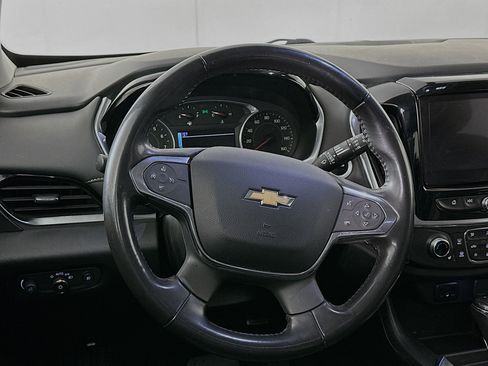 Used 2019 Chevrolet Traverse LT image 18