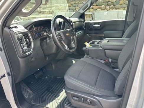 Used 2021 Chevrolet Silverado 1500 LT image 13
