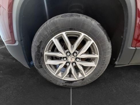 Certified 2018 GMC Acadia SLE w/ Driver Alert Package I AWD/4WD image 14