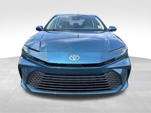 New 2026 Toyota Camry LE FWD image 8