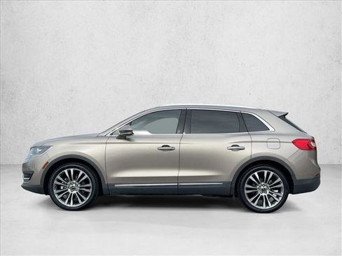 Used 2018 Lincoln MKX Reserve w/ Driver Assistance Package image 9