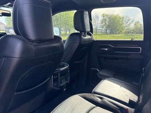 Used 2024 RAM 2500 Laramie w/ Sport Appearance Package image 13