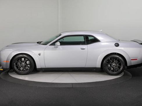 Used 2023 Dodge Challenger SRT Hellcat w/ Plus Package RWD image 7
