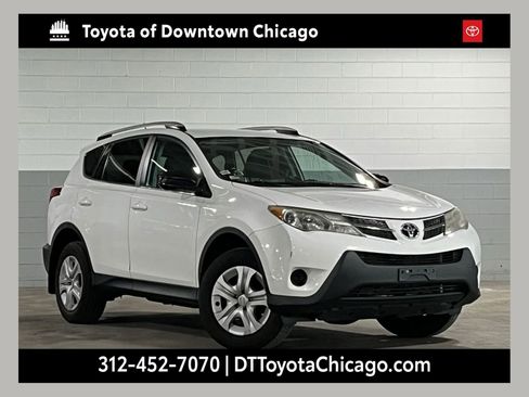 Used 2015 Toyota RAV4 LE AWD/4WD image 1