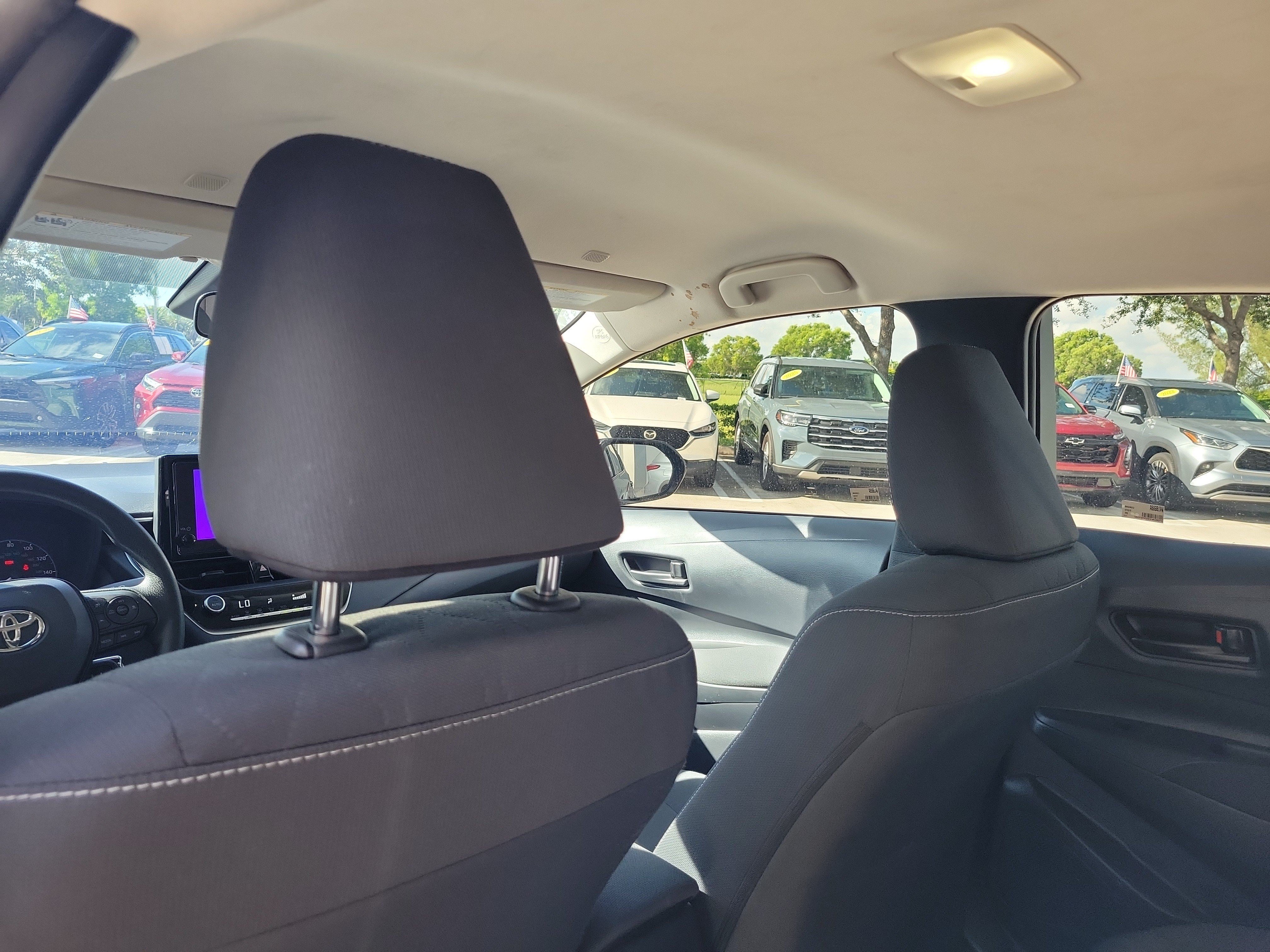 Used 2025 Toyota Corolla LE FWD image 15