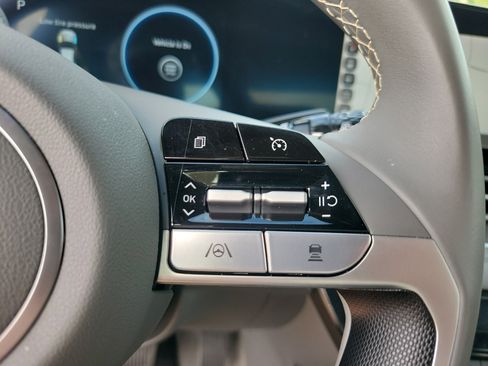 Used 2023 Hyundai Elantra SEL w/ Convenience Package image 18