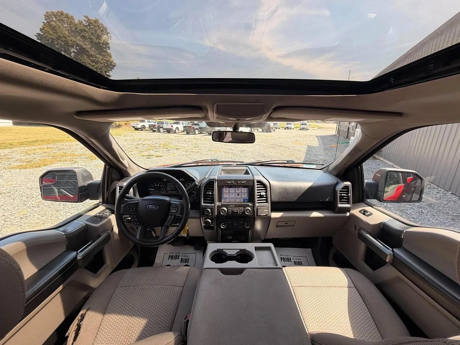 Used 2016 Ford F150 XLT w/ Equipment Group 302A Luxury AWD/4WD image 9