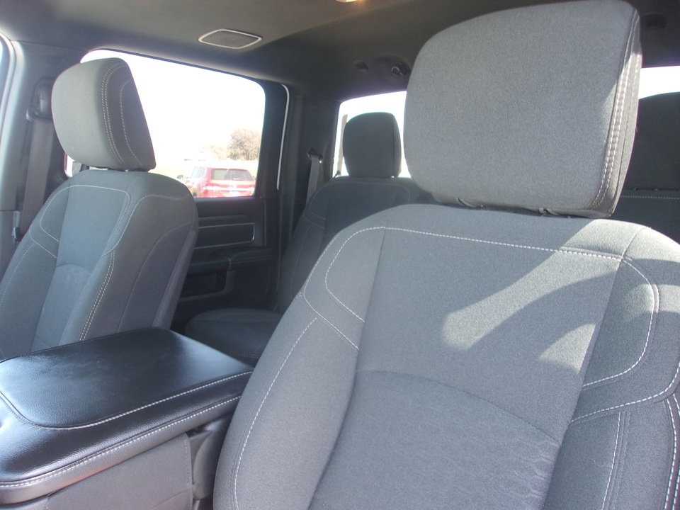 Used 2025 RAM 2500 Big Horn AWD/4WD image 13