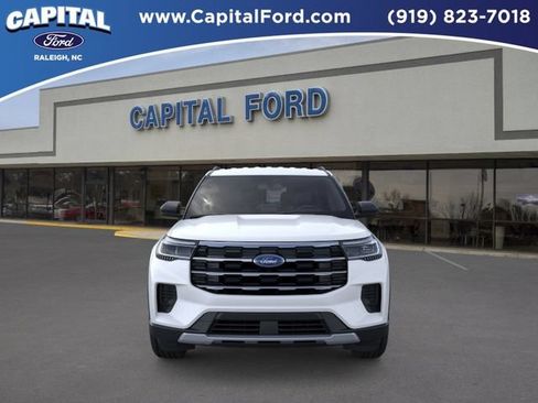 New 2026 Ford Explorer Active RWD image 6