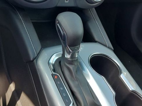 Used 2025 Chevrolet Blazer LT image 18