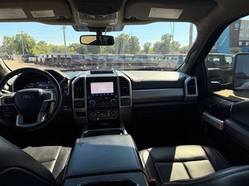 Used 2020 Ford F250 Lariat w/ Lariat Ultimate Package AWD/4WD image 30