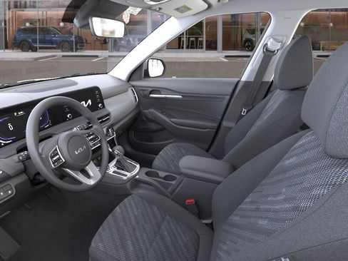 New 2026 Kia Seltos LX image 17