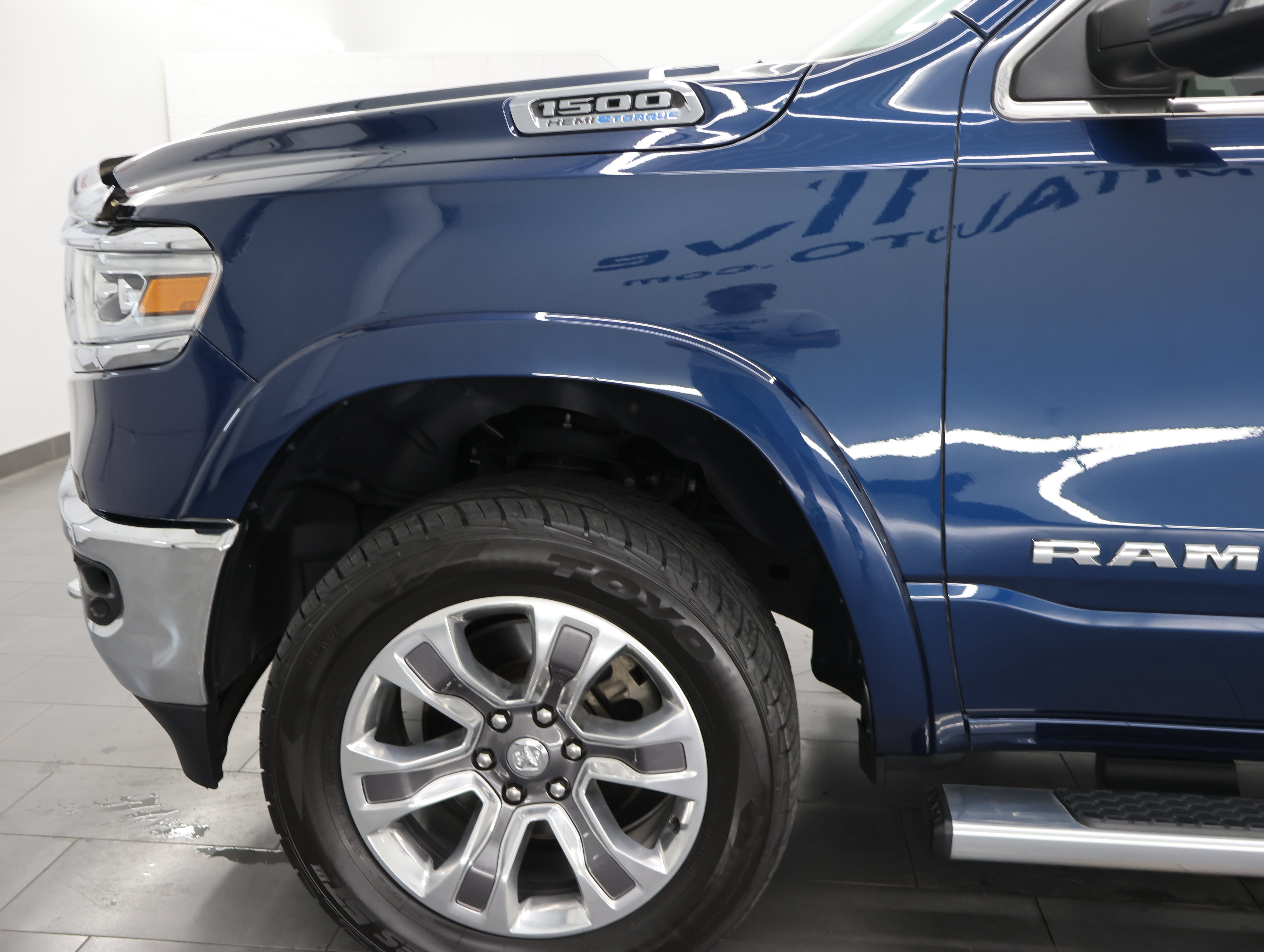 Used 2022 RAM 1500 Limited AWD/4WD image 35