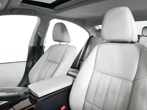 Used 2017 Lexus ES 350 image 5