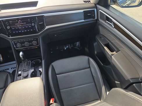 Used 2022 Volkswagen Atlas SE image 23