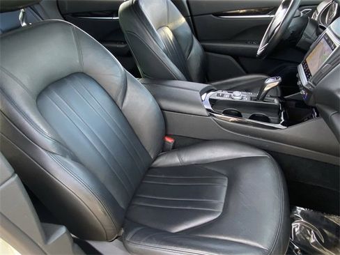 Used 2022 Maserati Levante GT image 19