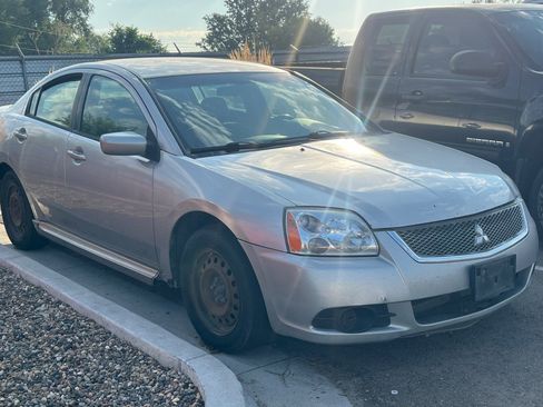 Used 2010 Mitsubishi Galant ES image 2
