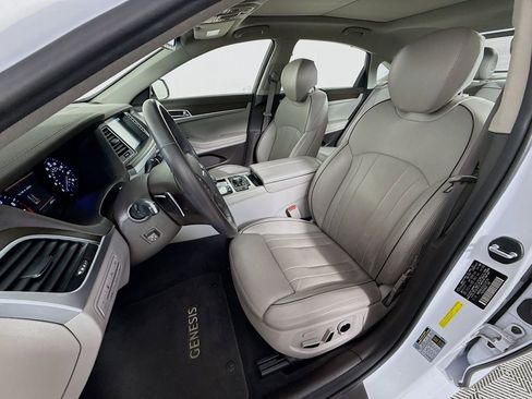 Used 2018 Genesis G80 3.8 w/ Option Group 03 image 22