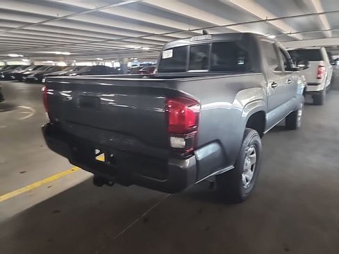 Used 2022 Toyota Tacoma SR image 2