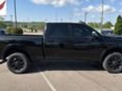 Used 2021 RAM 2500 Laramie w/ Night Edition AWD/4WD image 9