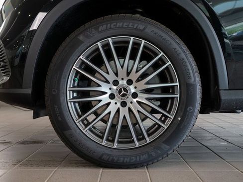 Certified 2025 Mercedes-Benz GLC 300 4MATIC image 7