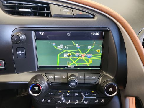 Certified 2018 Chevrolet Corvette Stingray Coupe w/ 2LT Preferred Equipment Group image 29