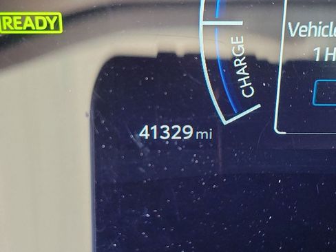 Used 2025 Toyota Camry LE FWD image 23
