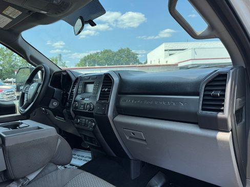 Used 2019 Ford F250 XLT AWD/4WD image 19