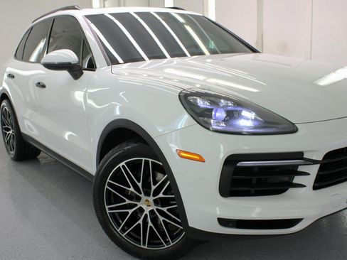 Used 2019 Porsche Cayenne image 14