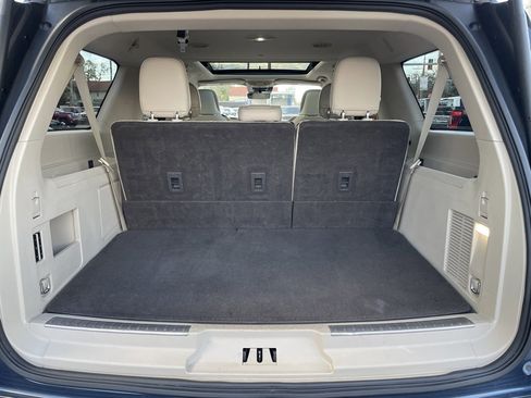 Used 2019 Lincoln Navigator L Reserve image 49