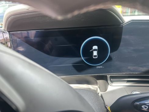 Used 2023 Hyundai Elantra SEL w/ Convenience Package image 6