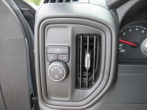 Used 2024 Chevrolet Silverado 1500 Custom w/ Dark Appearance Package RWD image 19