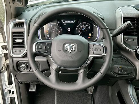 New 2026 RAM 2500 Laramie w/ Sport Appearance Package AWD/4WD image 8