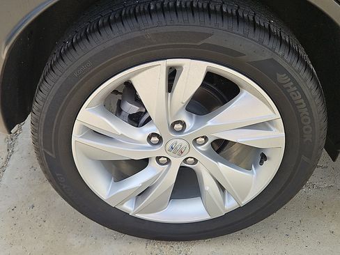 Used 2024 Buick Encore GX Preferred FWD image 10