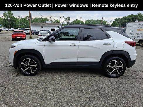 Used 2023 Chevrolet TrailBlazer RS w/ Convenience Package AWD/4WD image 4