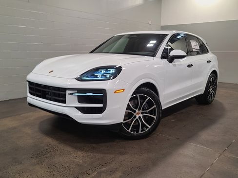 New 2026 Porsche Cayenne image 1