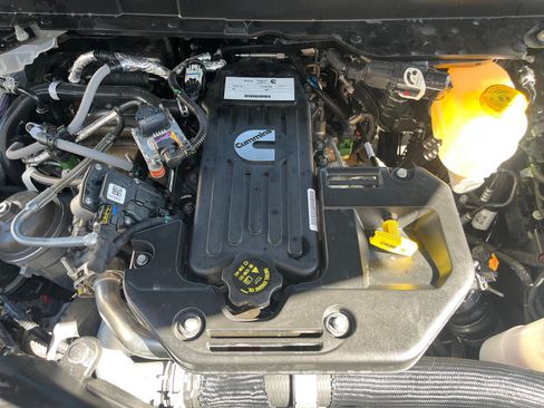 New 2026 RAM 3500 Big Horn AWD/4WD image 29