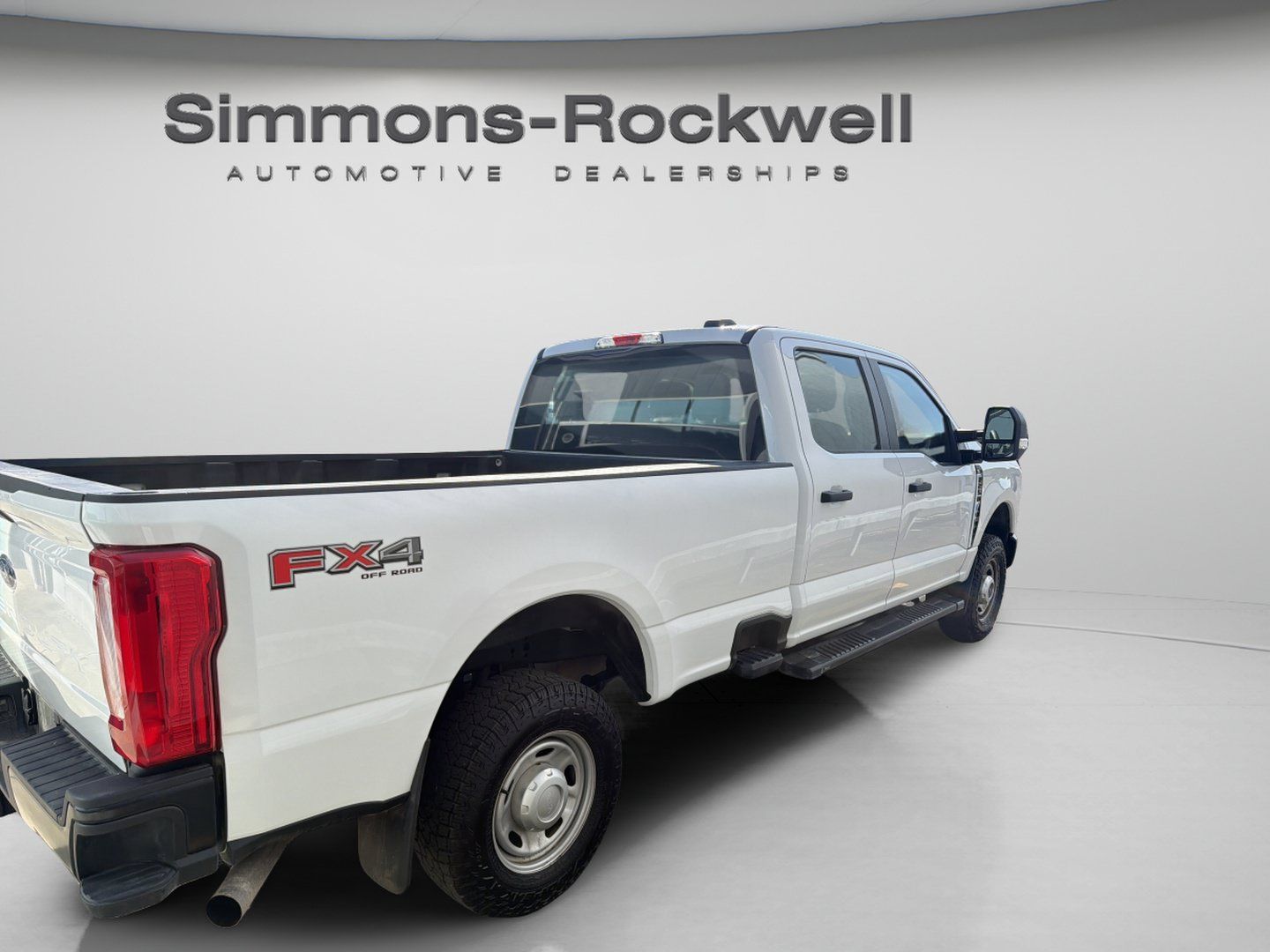 Used 2024 Ford F250 XL w/ FX4 Off-Road Package AWD/4WD image 6