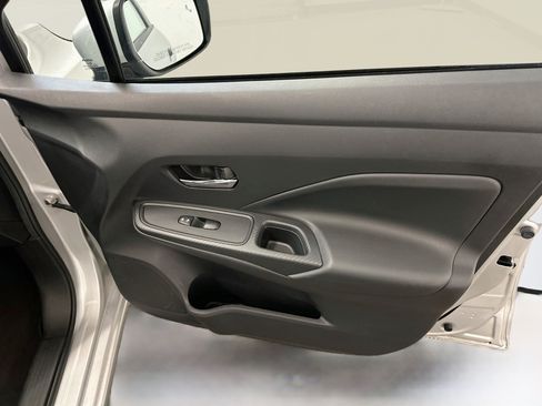 Used 2024 Nissan Versa SV FWD image 32
