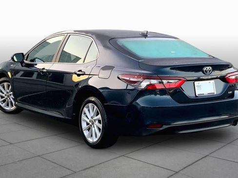 Used 2021 Toyota Camry LE FWD image 11