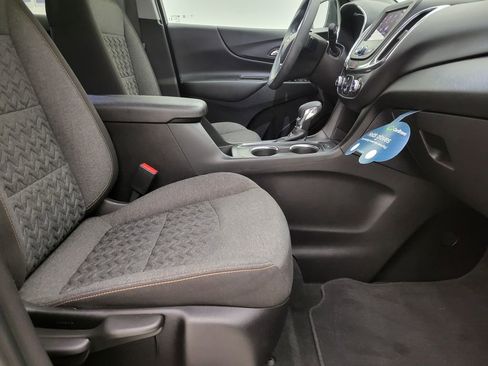 Certified 2024 Chevrolet Equinox LT image 33