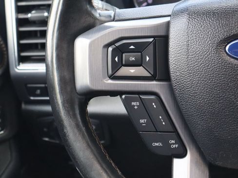 Used 2019 Ford Expedition Platinum AWD/4WD image 24