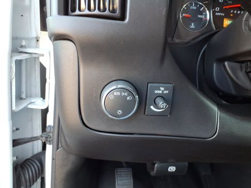 Used 2024 GMC Savana 2500 2500 w/ Driver Convenience Package image 15