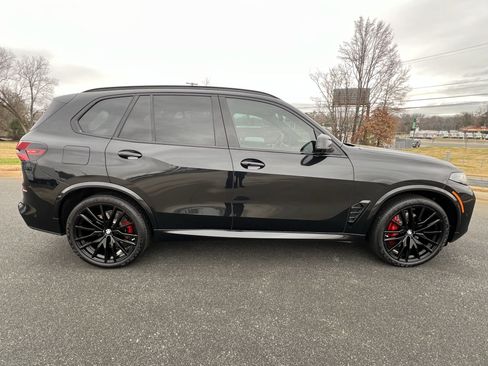 Used 2024 BMW X5 xDrive40i w/ M Sport Package image 10