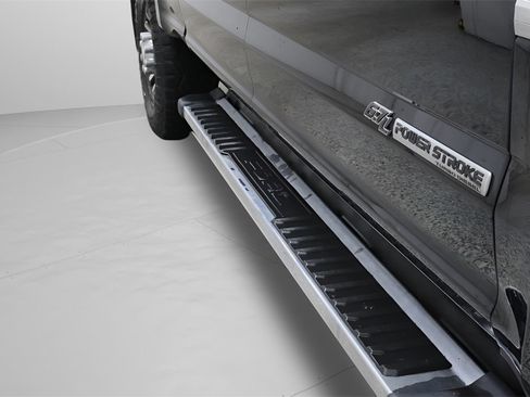 Used 2022 Ford F350 Lariat image 31