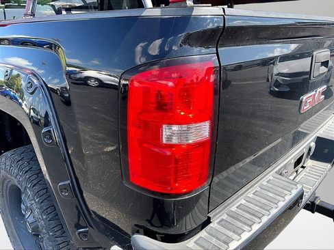 Used 2015 GMC Sierra 1500 SLE w/ SLE Value Package AWD/4WD image 28