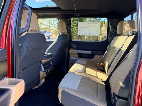 New 2026 Ford F250 XLT w/ XLT Premium Package AWD/4WD image 19