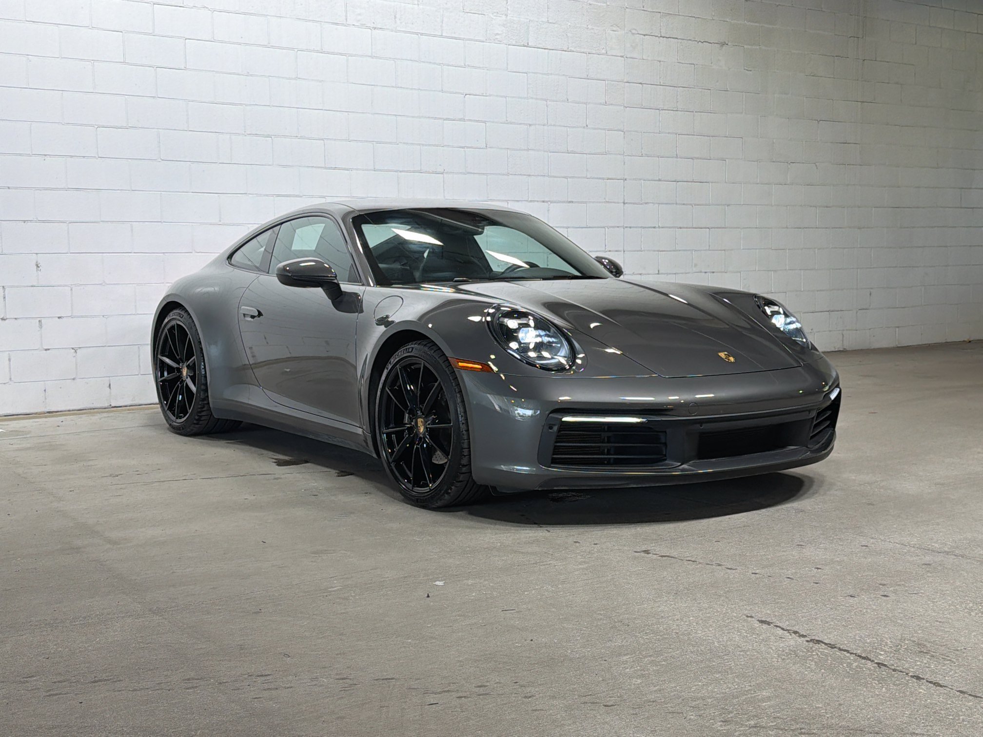 Certified 2024 Porsche 911 Carrera RWD image 6
